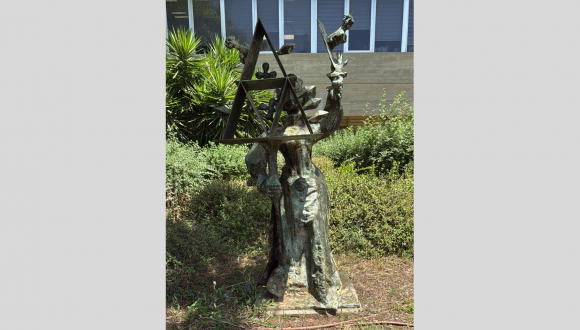 אישה עם בית קלפים | ברנרד רדר אישה עם בית קלפים | ברנרד רדר