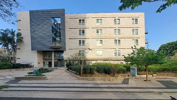 בניין בית הספר לשפות ע"ש אנה ומקס ווב