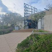 בניין בית הספר לאדריכלות ע"ש דה-בוטון